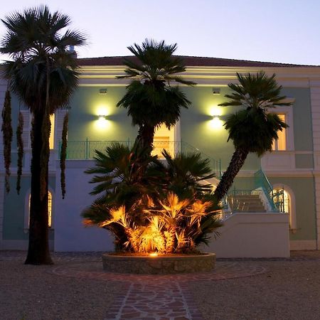 Villa Arlini Pineto Luaran gambar