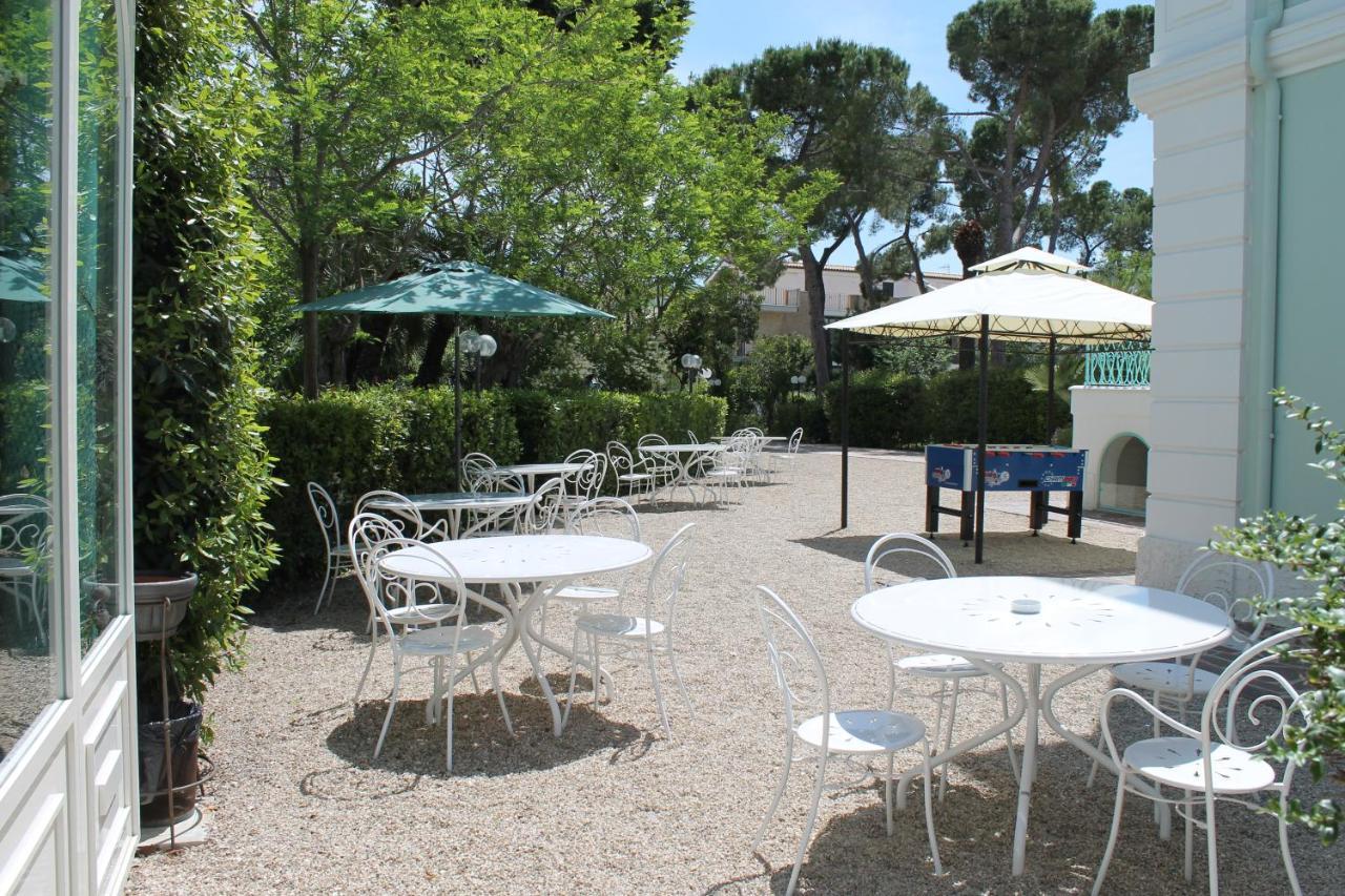 Villa Arlini Pineto Luaran gambar